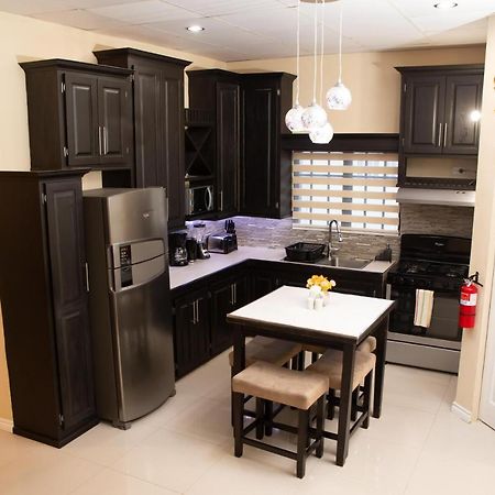 Stacys Place #2 2 Bedroom Apartment Port of Spain Extérieur photo