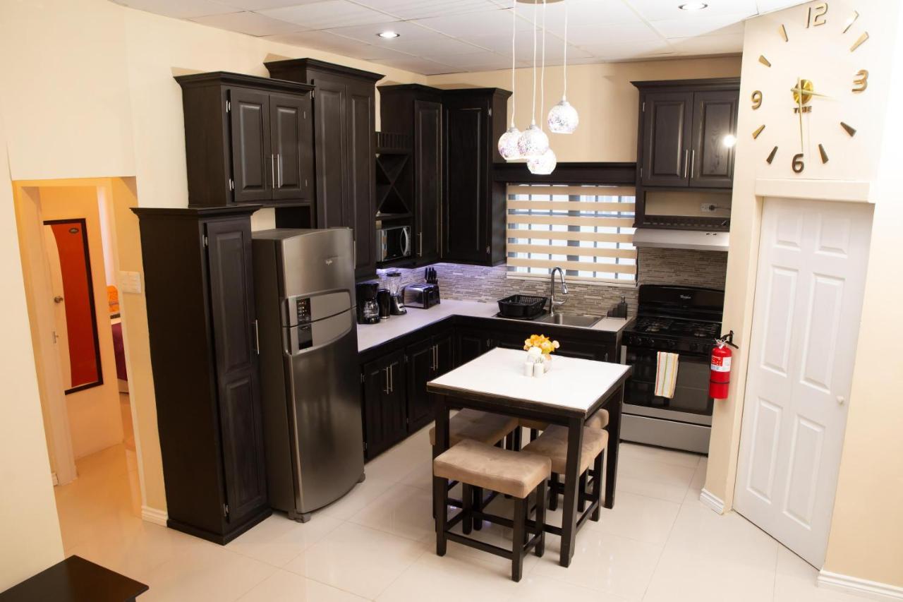 Stacys Place #2 2 Bedroom Apartment Port of Spain Extérieur photo